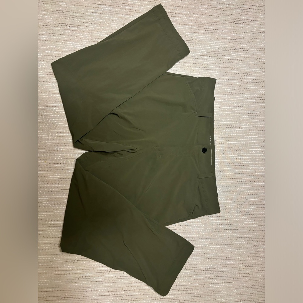 Mountain Hardwear pants